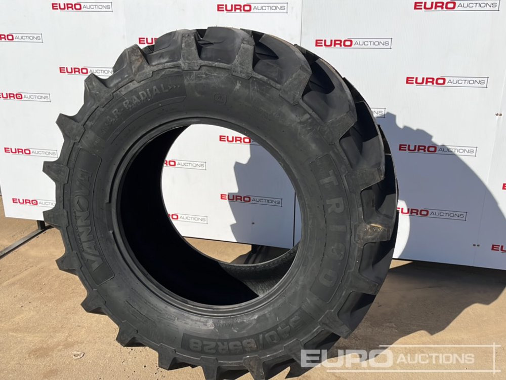 Unused Vannova 540/65R28-149 R1W Tyres (2 of) - Селскостопанска техника: снимка 4 Unused Vannova 540/65R28-149 R1W Tyres (2 of) - Селскостопанска техника: снимка 4