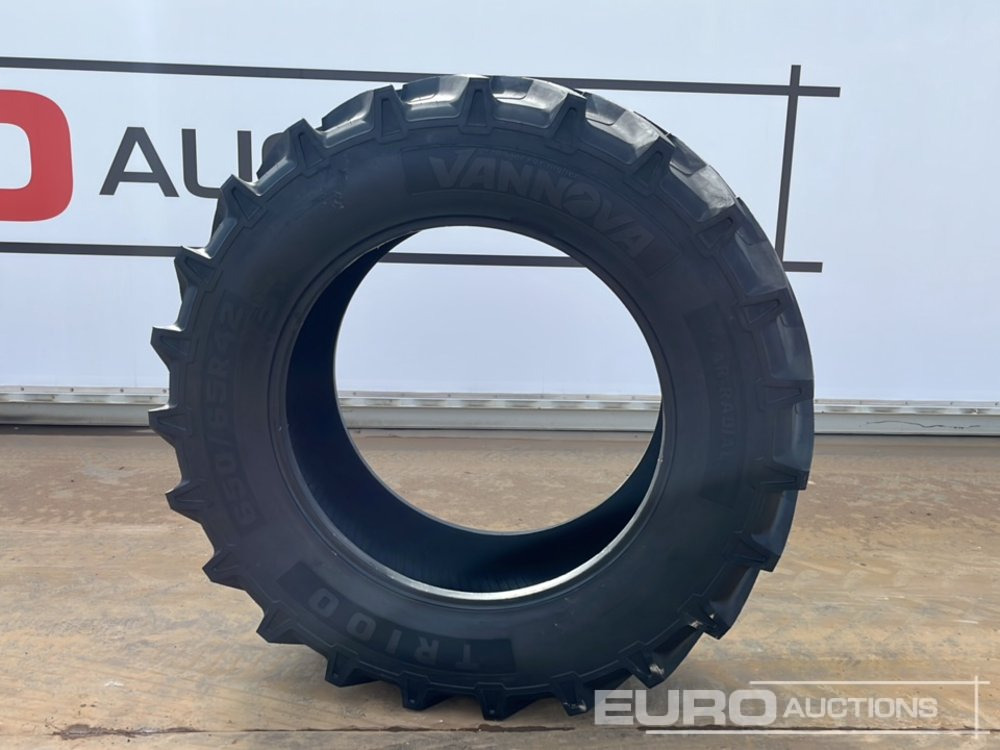 Unused Vannova 650/65R42-170 R1W Tyre (2 of) - Селскостопанска техника: снимка 2 Unused Vannova 650/65R42-170 R1W Tyre (2 of) - Селскостопанска техника: снимка 2