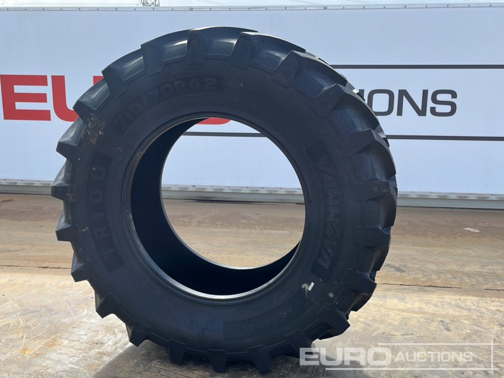 Unused Vannova 710/70R42-173 R1W Tyre (2 of) - Селскостопанска техника: снимка 1 Unused Vannova 710/70R42-173 R1W Tyre (2 of) - Селскостопанска техника: снимка 1