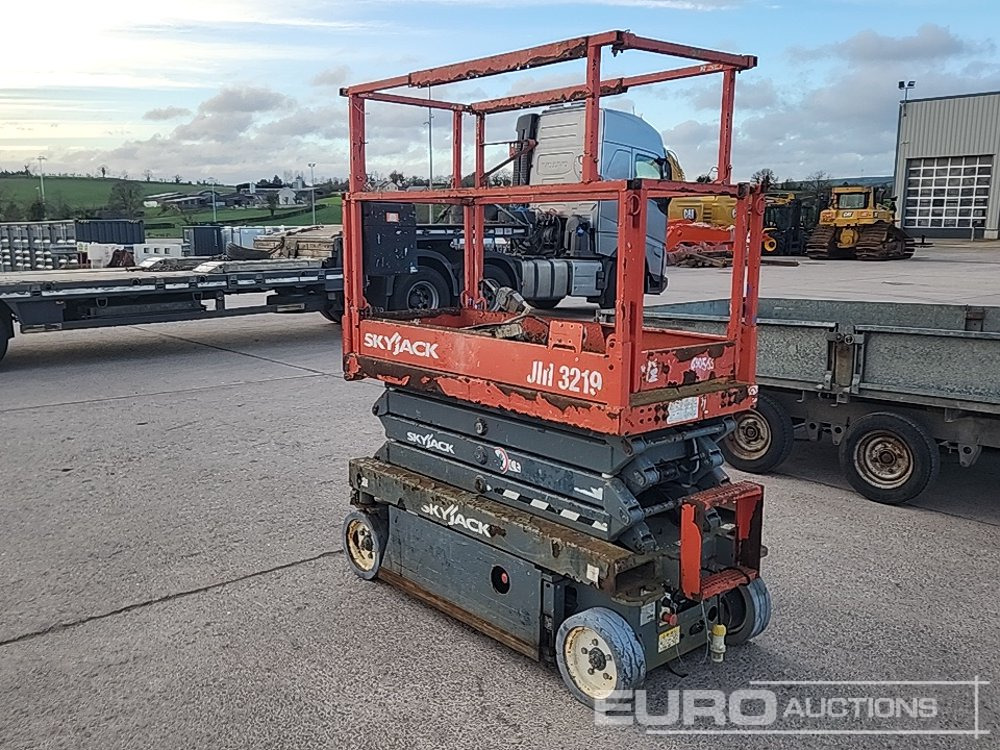 SkyJack SJ3219 - Работна площадка: снимка 5 SkyJack SJ3219 - Работна площадка: снимка 5
