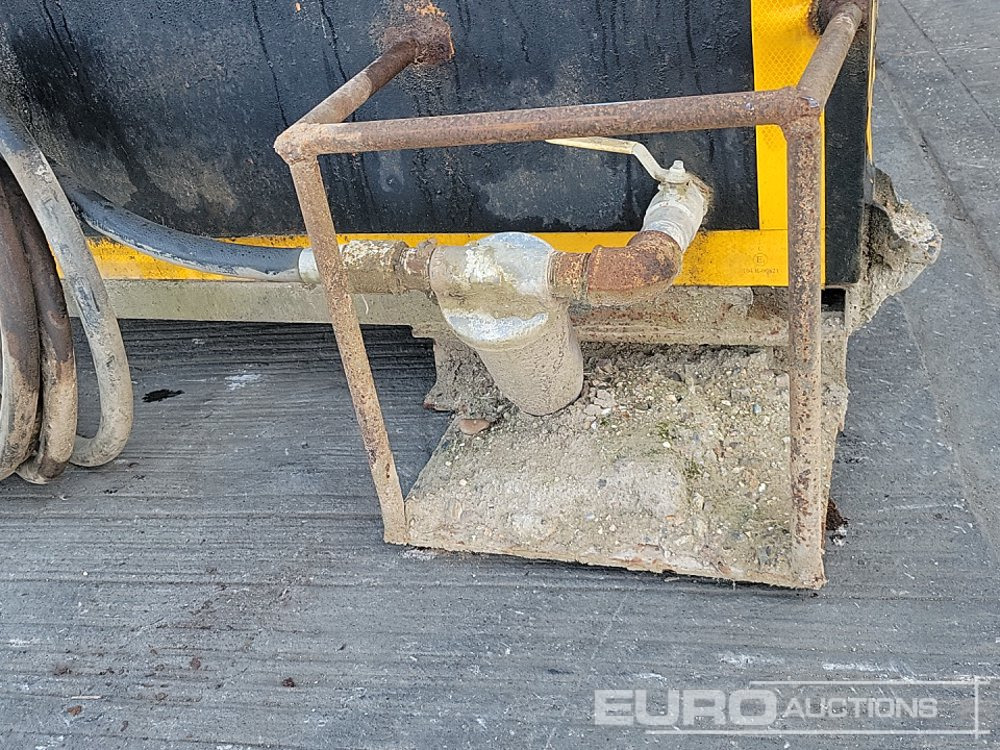 Резервоар за съхранение Static Bunded Fuel Bowser, Manual Pump: снимка 9