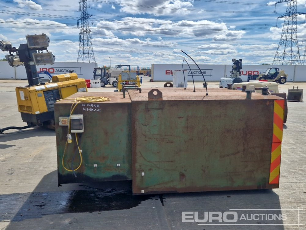 Static Oil Extraction Unit, 3-chamber Tank, Electric Pump (3 of) - Резервоар за съхранение: снимка 4 Static Oil Extraction Unit, 3-chamber Tank, Electric Pump (3 of) - Резервоар за съхранение: снимка 4