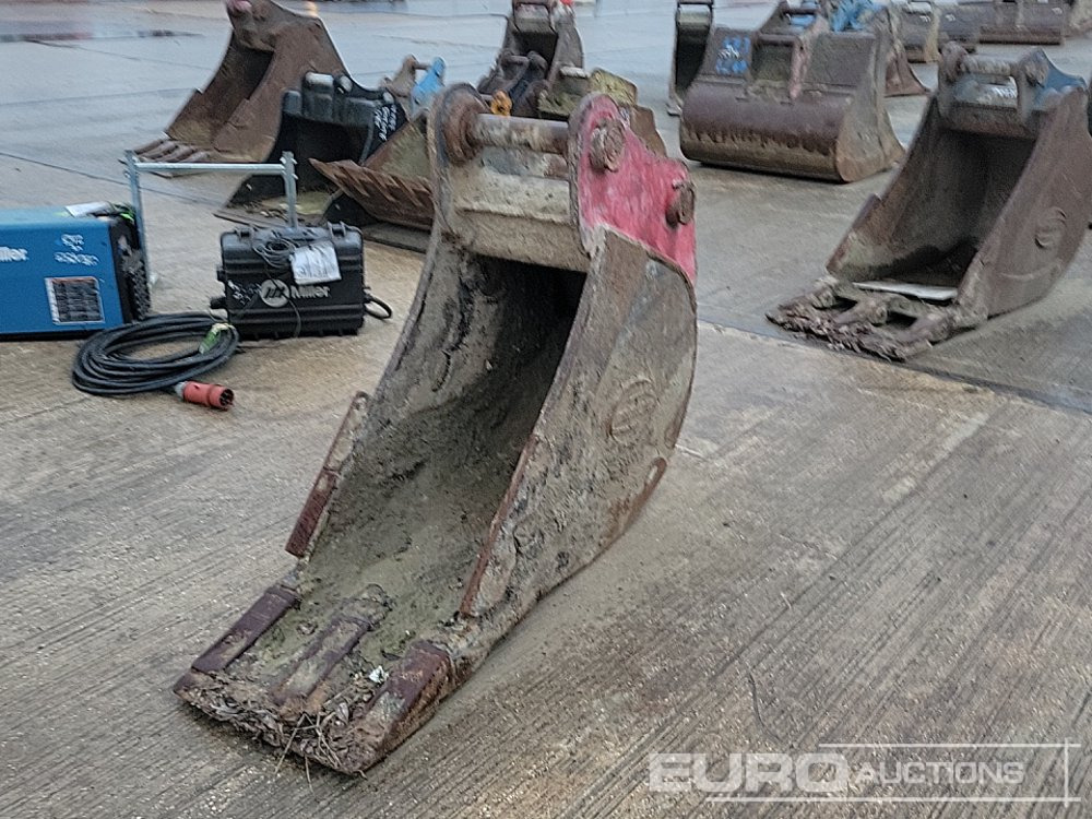 Strickland 18" Digging Bucket 65mm Pin to suit 13 Ton Excavator - Кофа: снимка 1 Strickland 18" Digging Bucket 65mm Pin to suit 13 Ton Excavator - Кофа: снимка 1