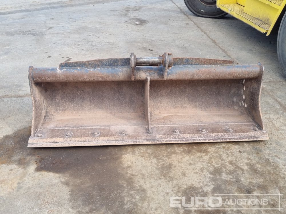Strickland 72" Ditching Bucket 50mm Pin to suit 6-8 Ton Excavator - Кофа: снимка 2 Strickland 72" Ditching Bucket 50mm Pin to suit 6-8 Ton Excavator - Кофа: снимка 2