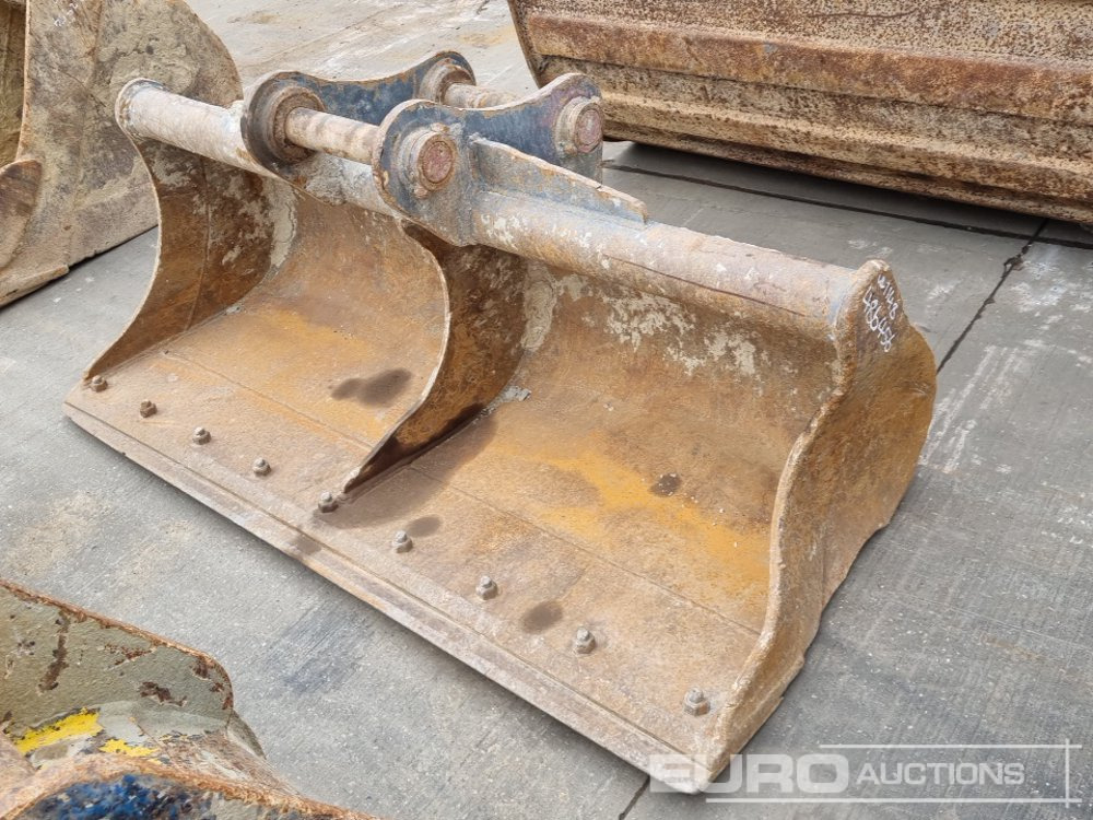 Strickland 72" Ditching Bucket 65mm Pin to suit 13 Ton Excavator - Кофа: снимка 1 Strickland 72" Ditching Bucket 65mm Pin to suit 13 Ton Excavator - Кофа: снимка 1