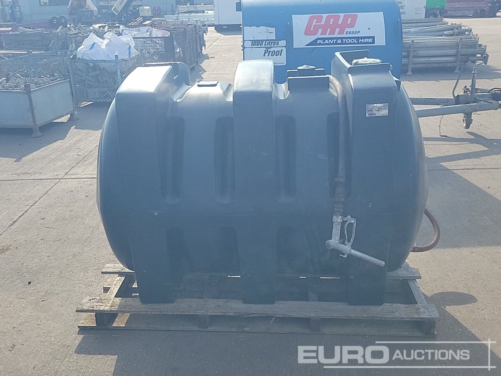 Titan Static Plastic Oil Bowser - Резервоар за съхранение: снимка 2 Titan Static Plastic Oil Bowser - Резервоар за съхранение: снимка 2