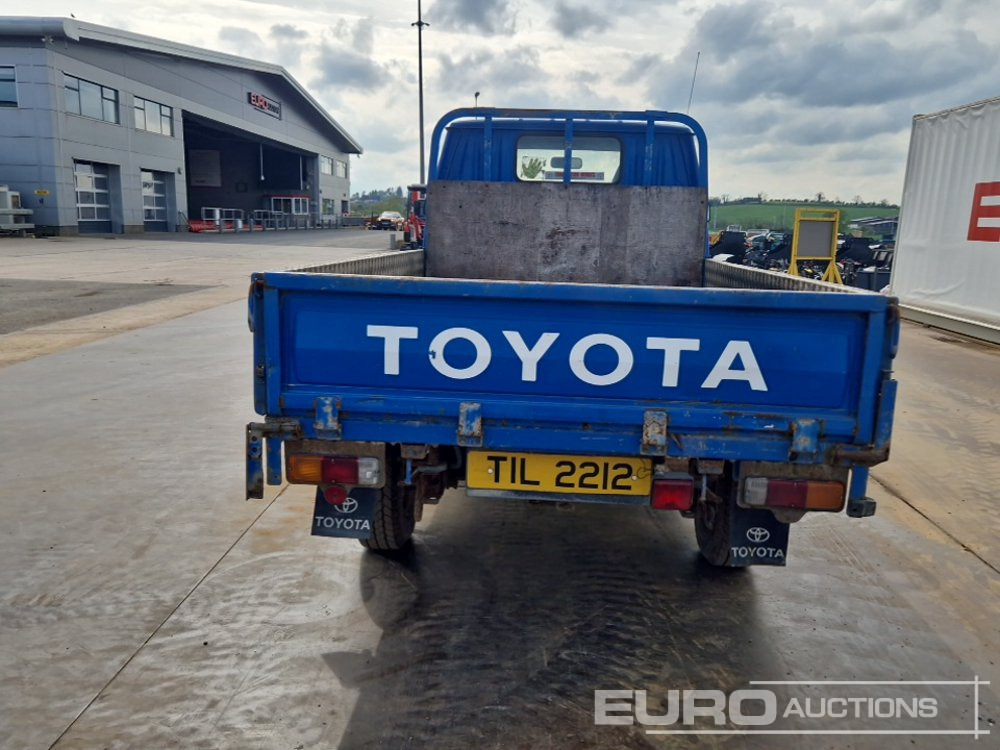 Toyota Dyna - Бордови бус: снимка 4 Toyota Dyna - Бордови бус: снимка 4