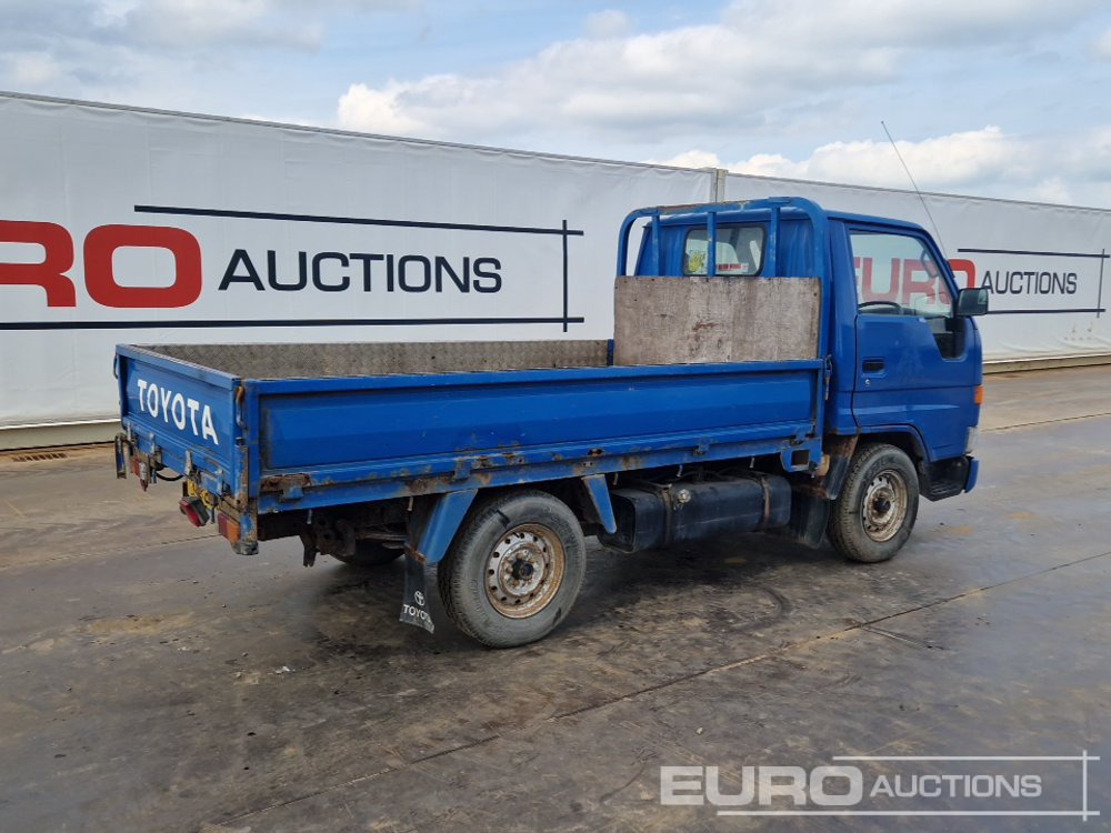 Toyota Dyna - Бордови бус: снимка 5 Toyota Dyna - Бордови бус: снимка 5