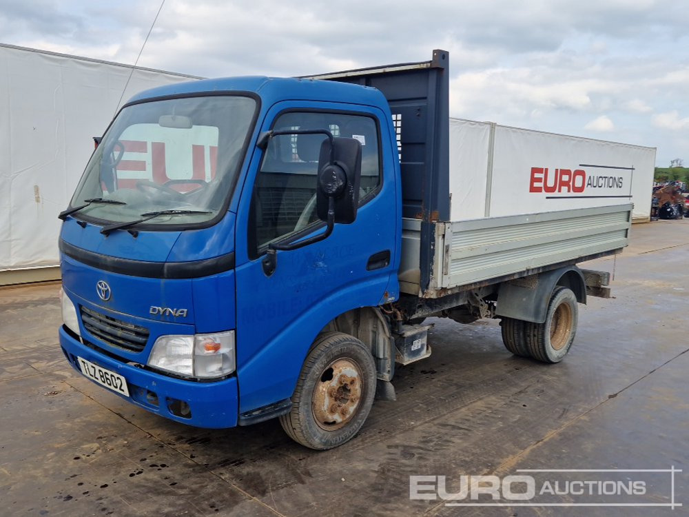 Toyota Dyna - Бордови бус: снимка 1 Toyota Dyna - Бордови бус: снимка 1