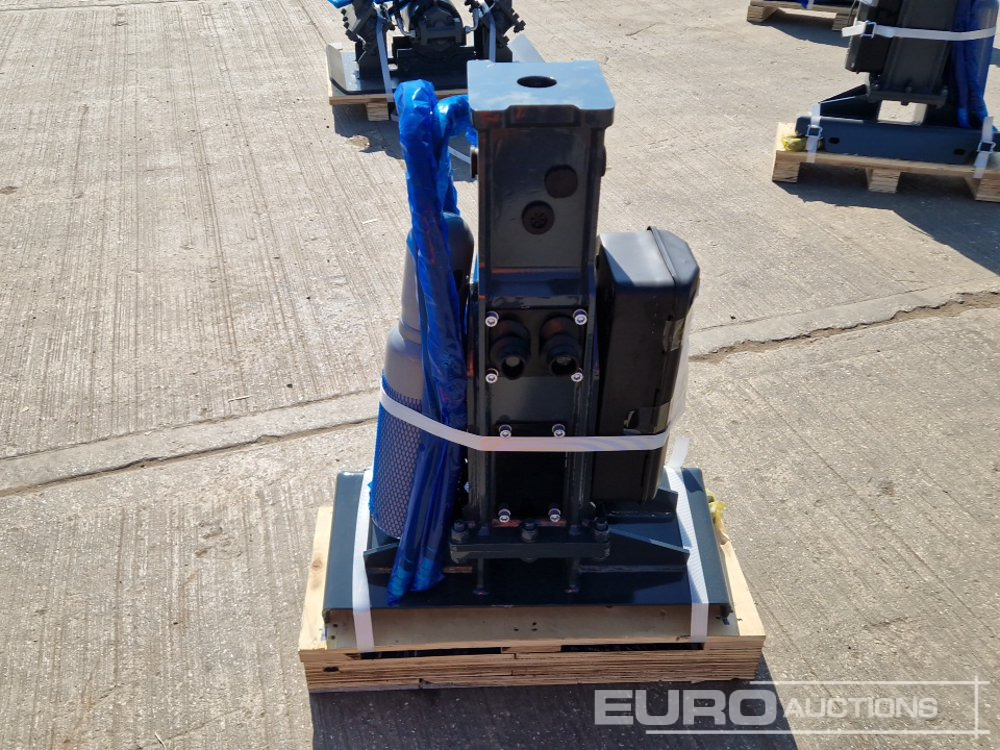 Unused 2025 Hydraulic Breaker to suit Skidsteer - Хидравличен чук: снимка 4 Unused 2025 Hydraulic Breaker to suit Skidsteer - Хидравличен чук: снимка 4