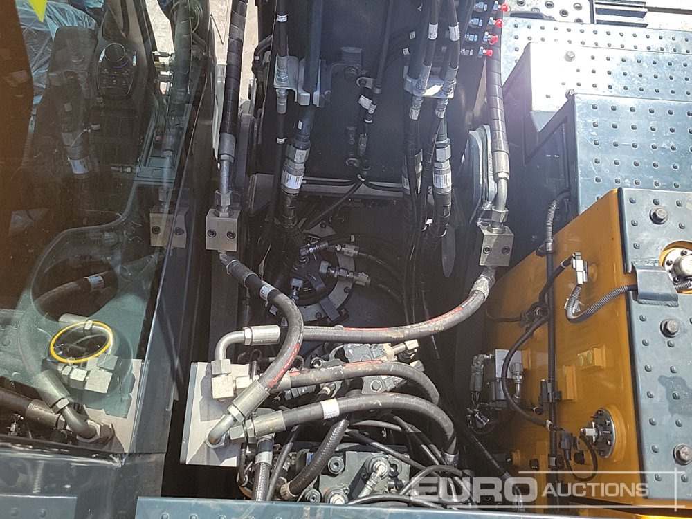 Верижен багер Unused 2025 Hyundai HX140A L: снимка 33