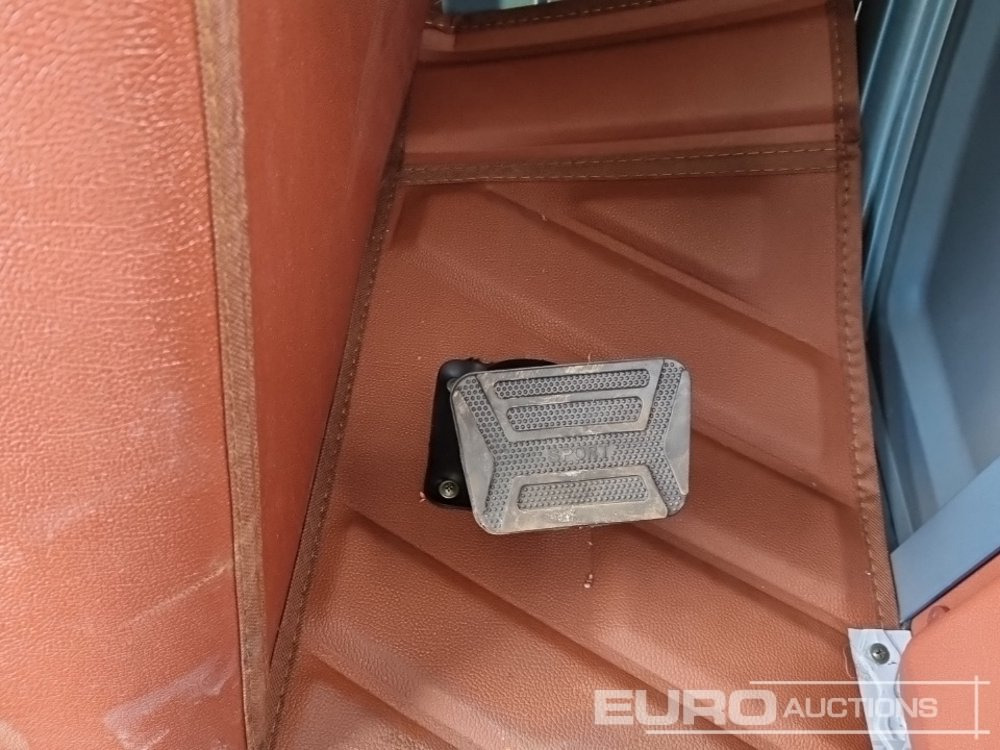 Голф количка Unused 2025 Pengli Brand  Electric Tricycle, Dropside Tipping Body, Full Cab: снимка 21