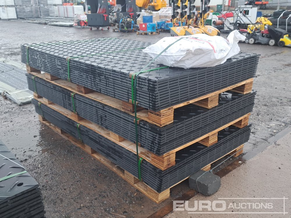 Unused 8'x4' Ground Protection Mats (36 of), Hand Grips, Connectors - Строително оборудване: снимка 2 Unused 8'x4' Ground Protection Mats (36 of), Hand Grips, Connectors - Строително оборудване: снимка 2