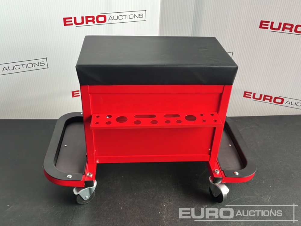 Unused Boss Wheeled Stool Tool Box, 3 Drawers, Magnetic Trays - Оборудване за гаражи/ Работилници: снимка 5 Unused Boss Wheeled Stool Tool Box, 3 Drawers, Magnetic Trays - Оборудване за гаражи/ Работилници: снимка 5