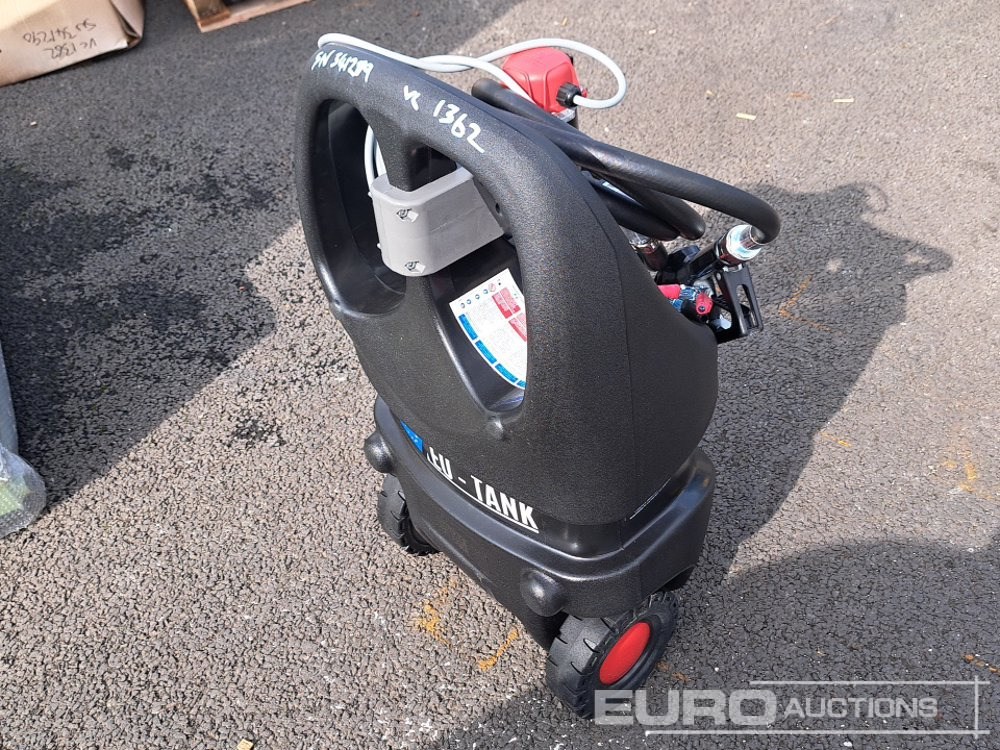 Unused Emiliana Serbatoi 55 Litre Diesel Caddy - Резервоар за съхранение: снимка 5 Unused Emiliana Serbatoi 55 Litre Diesel Caddy - Резервоар за съхранение: снимка 5