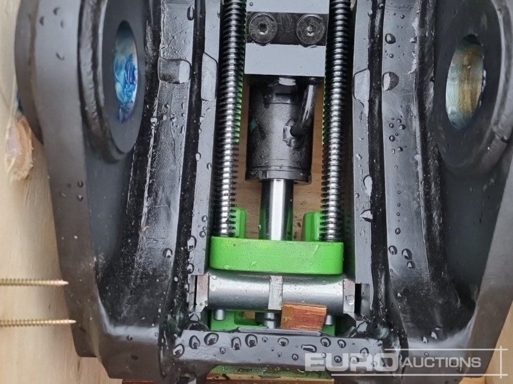 Unused Geith Hydraulic Double Lock QH 50mm Pin to suit 6-8 Ton Excavator - Кофа: снимка 4 Unused Geith Hydraulic Double Lock QH 50mm Pin to suit 6-8 Ton Excavator - Кофа: снимка 4