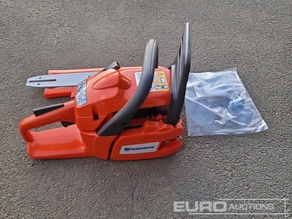 Оборудване за гаражи/ Работилници Unused Husqvarna 120 Mark II 14" Petrol Chain Saw: снимка 7 Оборудване за гаражи/ Работилници Unused Husqvarna 120 Mark II 14" Petrol Chain Saw: снимка 7