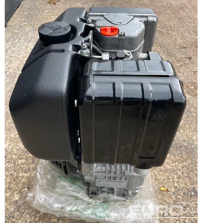 Unused Lombardini 15LD350 Diesel Engine (Made in Italy) - Двигател: снимка 4 Unused Lombardini 15LD350 Diesel Engine (Made in Italy) - Двигател: снимка 4