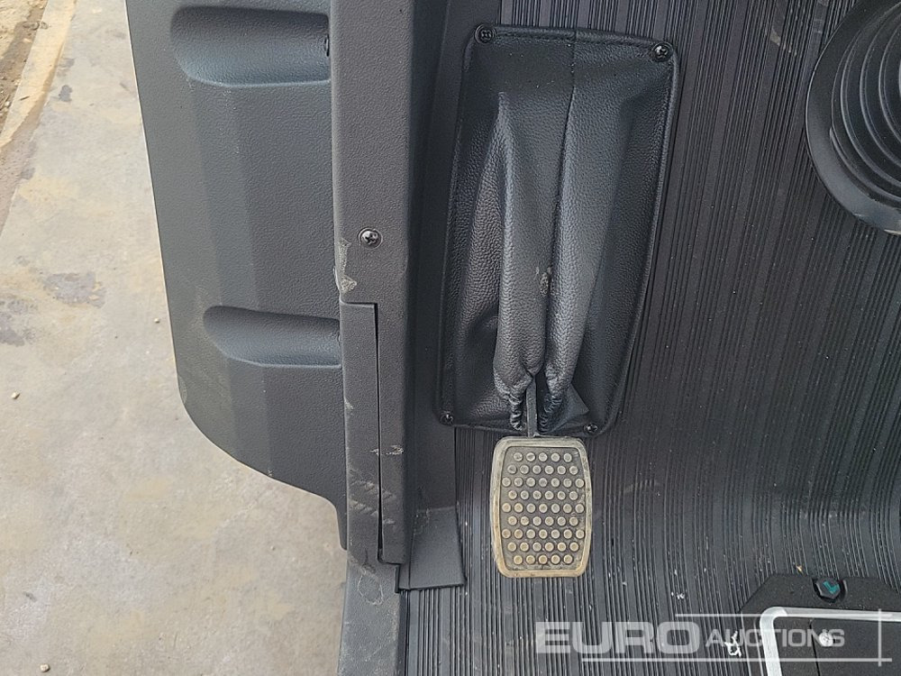 Голф количка Unused Newrick G4.0 Electric 4 Seater Golf Cart: снимка 27