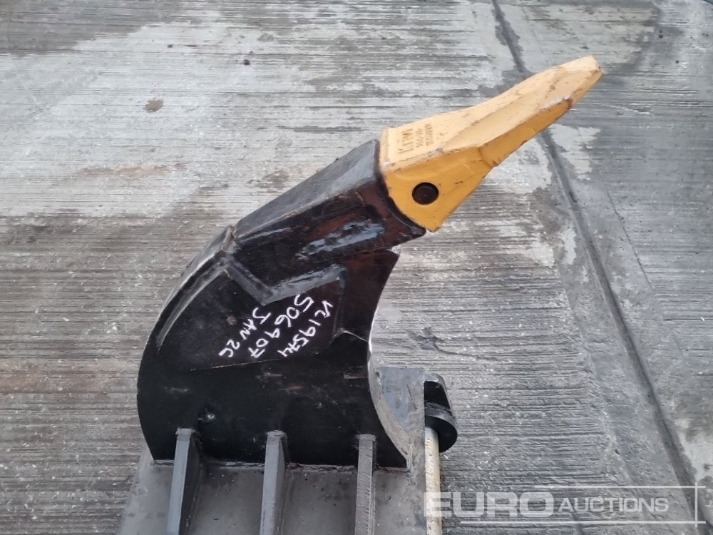 Нови Кофа Unused Ripper 65mm Pin to suit 13 Ton Excavator: снимка 12 Нови Кофа Unused Ripper 65mm Pin to suit 13 Ton Excavator: снимка 12