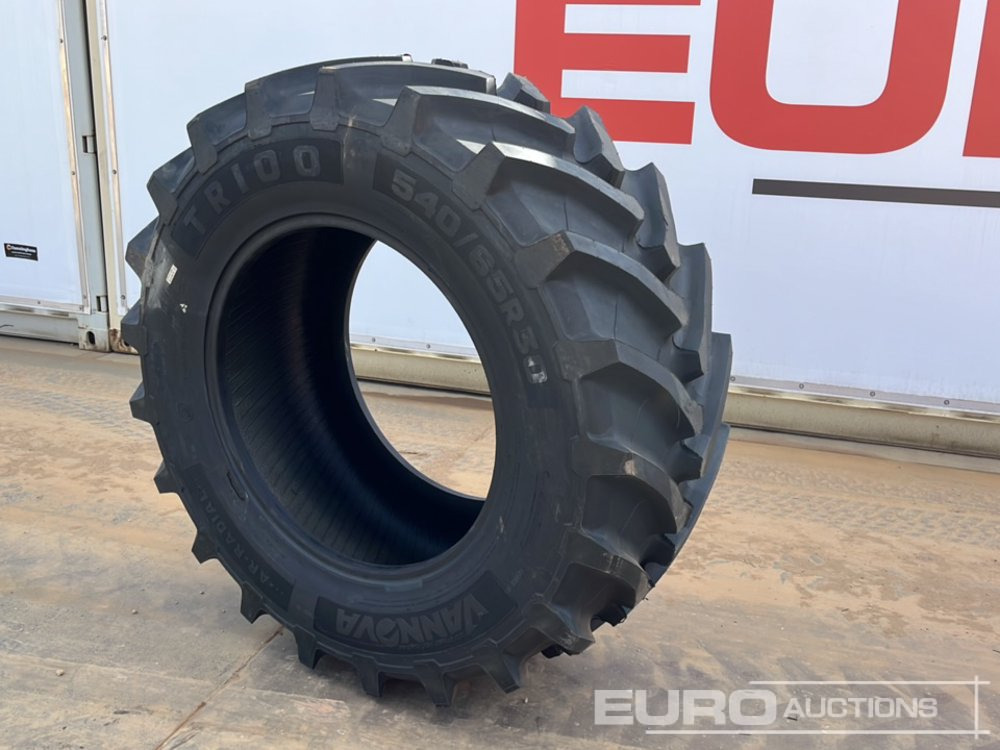 Unused Vannova 540/65R30-150 R1W Tyre (2 of) - Гума: снимка 1 Unused Vannova 540/65R30-150 R1W Tyre (2 of) - Гума: снимка 1