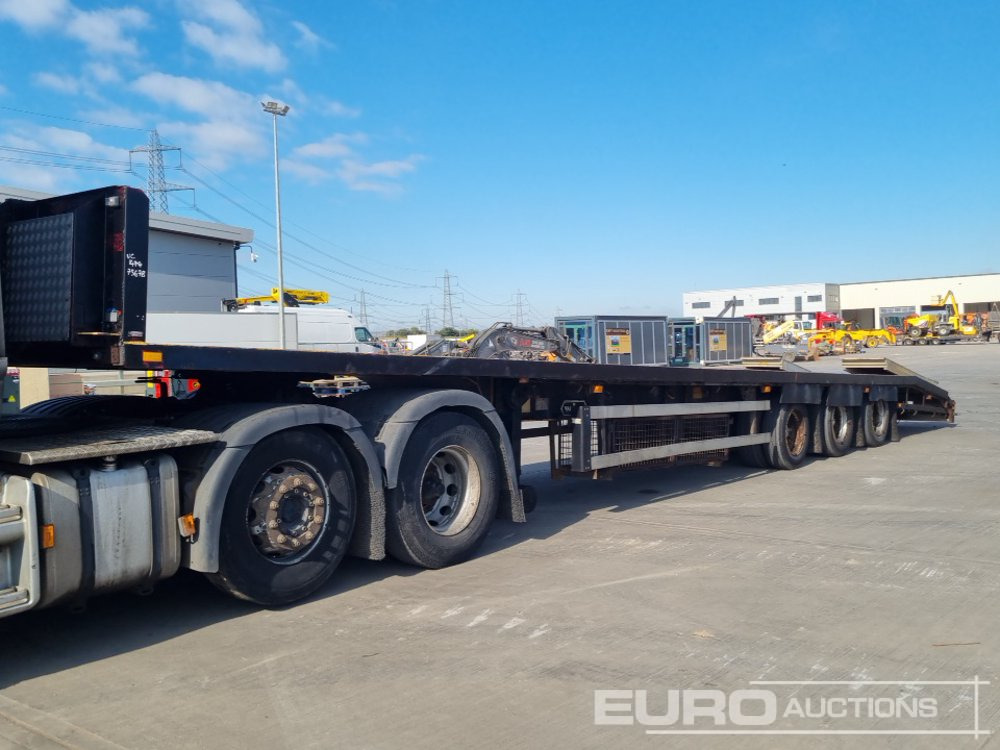 Van Hool Tri Axle Sloper Trailer - Нискорамна площадка полуремарке: снимка 1 Van Hool Tri Axle Sloper Trailer - Нискорамна площадка полуремарке: снимка 1