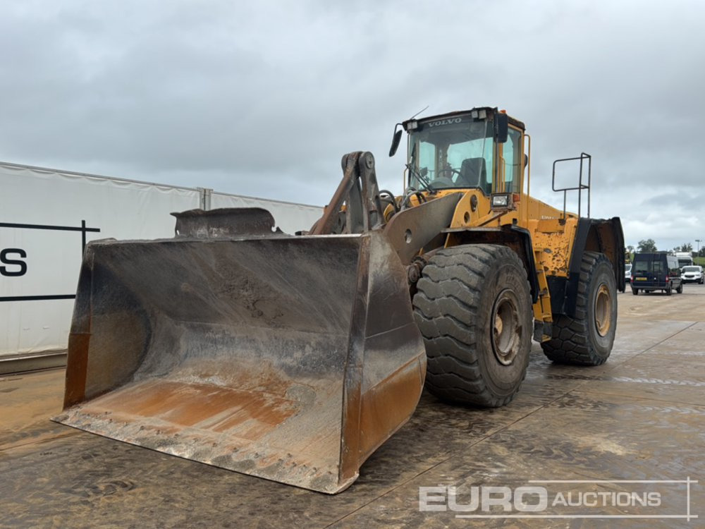 Volvo L220E - Колесен товарач: снимка 1 Volvo L220E - Колесен товарач: снимка 1