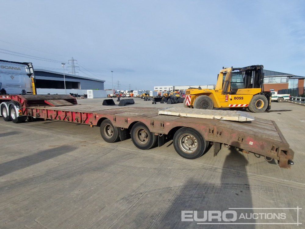 Wabco Tri Axle Step Frame Extendable Low Loader Trailer, Rear Steer Axle - Нискорамна площадка полуремарке: снимка 3 Wabco Tri Axle Step Frame Extendable Low Loader Trailer, Rear Steer Axle - Нискорамна площадка полуремарке: снимка 3