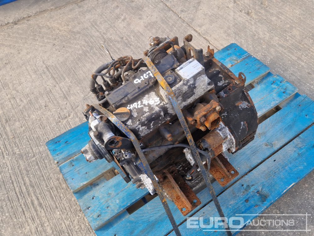 Yanmar 2 Cylinder Engine - Двигател: снимка 5 Yanmar 2 Cylinder Engine - Двигател: снимка 5