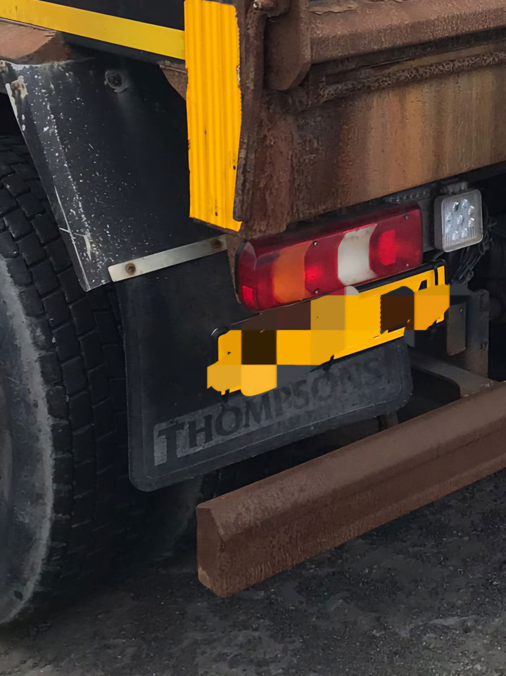 Самосвал камион Mercedes-Benz Actros 3240 Tipper: снимка 9