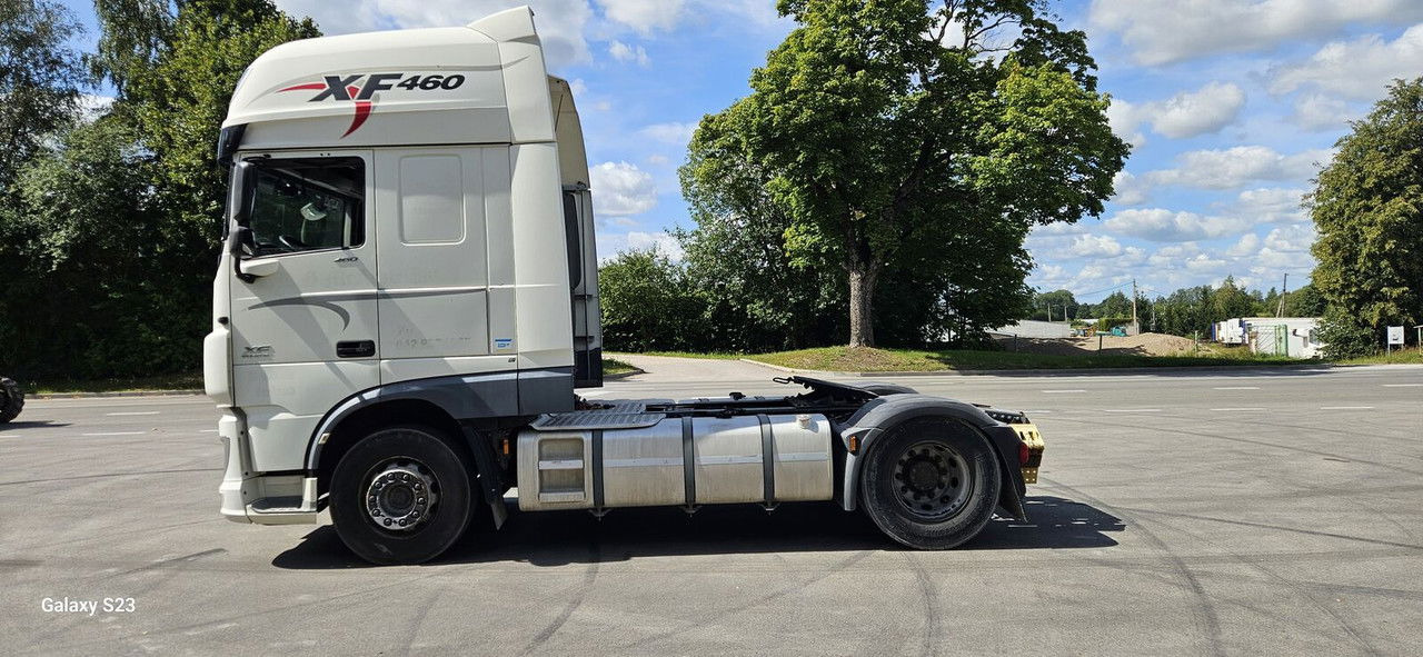 Влекач DAF XF 105.460: снимка 17
