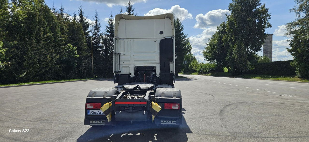Влекач DAF XF 105.460: снимка 10