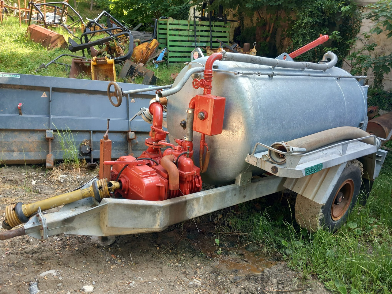 Carrobotte usato Galli 35 q.li - Цистерна за течен тор: снимка 3 Carrobotte usato Galli 35 q.li - Цистерна за течен тор: снимка 3