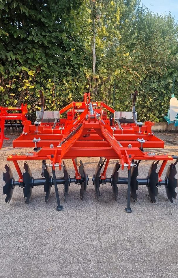 Dischiera + coltivatore CHISEL PASTO - Плуг: снимка 1 Dischiera + coltivatore CHISEL PASTO - Плуг: снимка 1