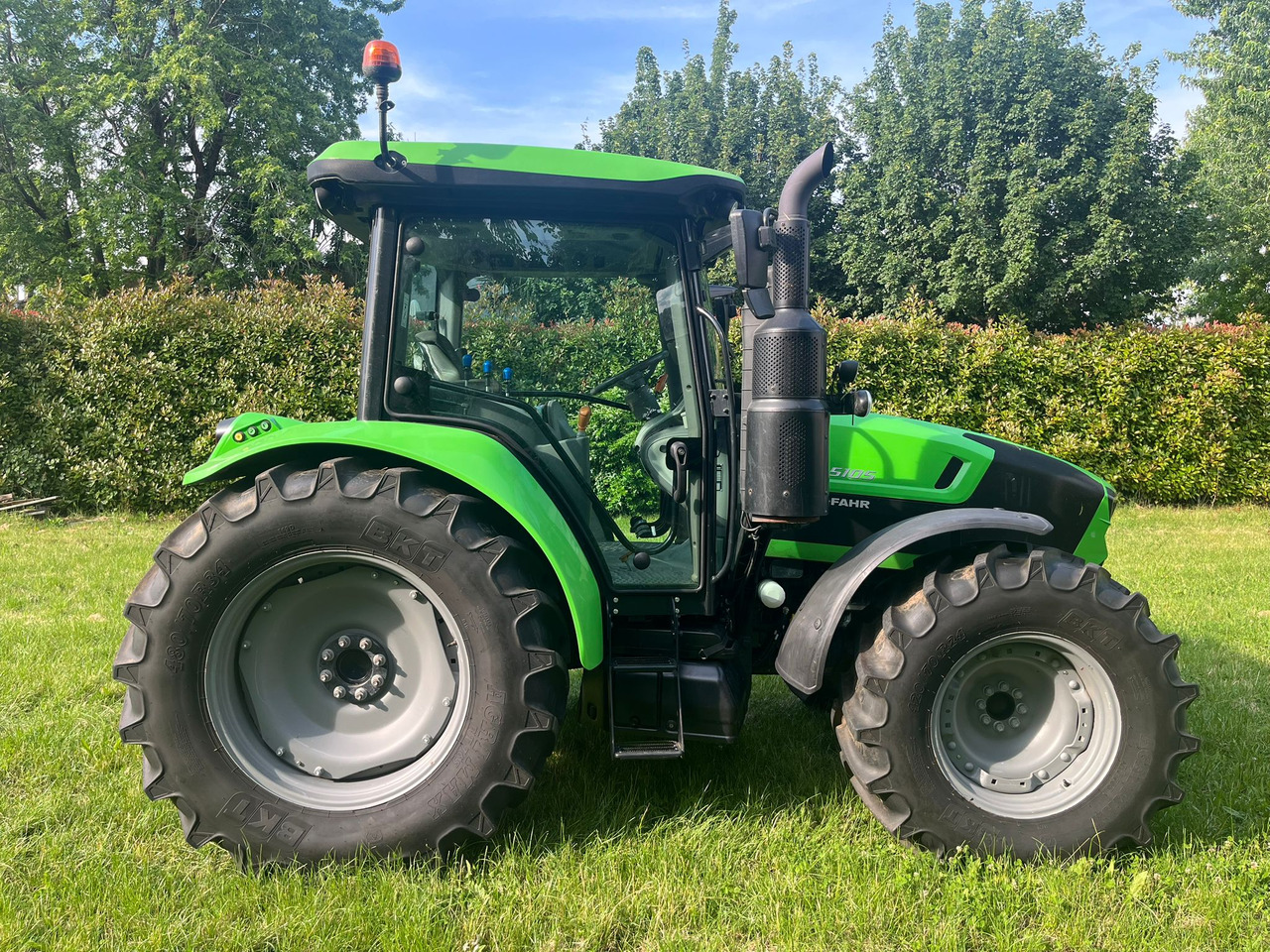 Трактор Trattore usato Deutz-Fahr 5105 GS: снимка 7