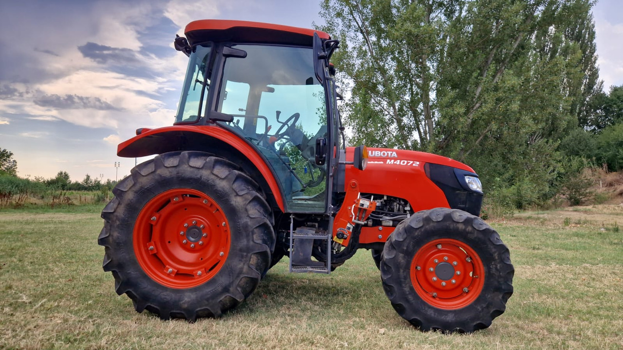 Trattore usato Kubota M4072 - Трактор: снимка 2 Trattore usato Kubota M4072 - Трактор: снимка 2