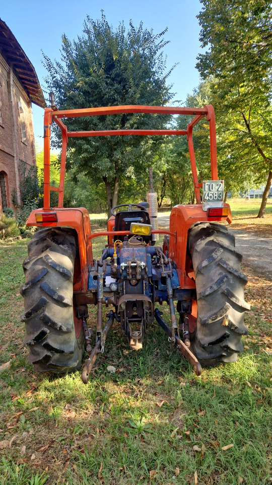 Trattore usato Same MINITAURUS 60 Synchro - Трактор: снимка 5 Trattore usato Same MINITAURUS 60 Synchro - Трактор: снимка 5