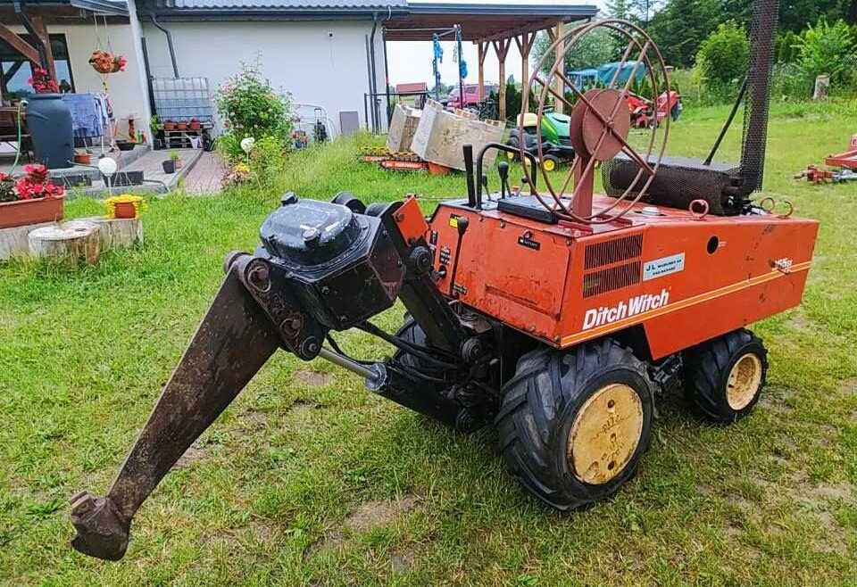 Ditch-Witch 255 SX - Каналокопател: снимка 3 Ditch-Witch 255 SX - Каналокопател: снимка 3