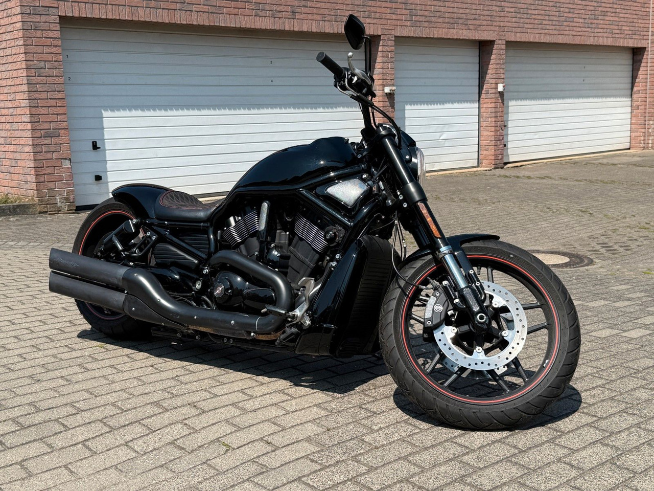 Harley-Davidson Night Rod - Мотоциклет: снимка 4 Harley-Davidson Night Rod - Мотоциклет: снимка 4