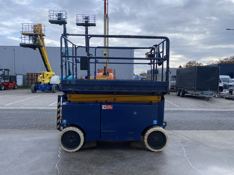 Iteco IT12151, Schaar hoogwerker, 14 meter - Ножична работна платформа: снимка 5 Iteco IT12151, Schaar hoogwerker, 14 meter - Ножична работна платформа: снимка 5