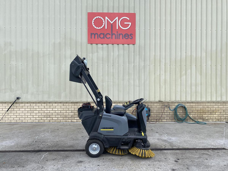 Kärcher KM 105/110 R Bp, Veegmachine, hoogkieper - Мотометачна машина: снимка 2 Kärcher KM 105/110 R Bp, Veegmachine, hoogkieper - Мотометачна машина: снимка 2