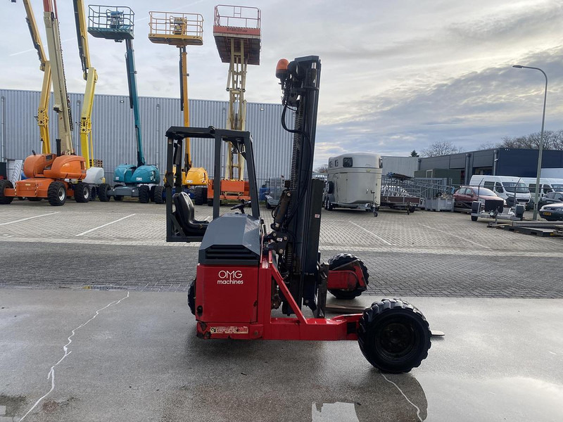 Moffett M4 25.3 / Kooiaap - Мотокар за монтаж на камиони: снимка 4 Moffett M4 25.3 / Kooiaap - Мотокар за монтаж на камиони: снимка 4