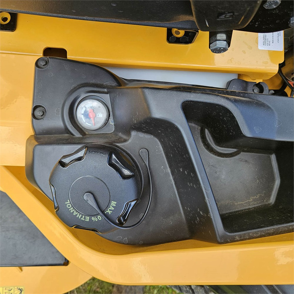 Косачка за трева ABC Cub Cadet XZ8 Zero Turn: снимка 13