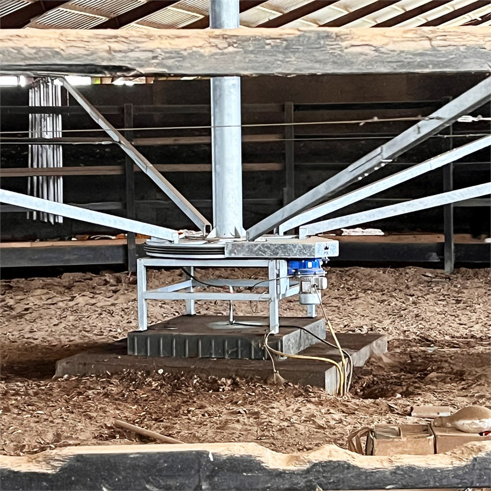 ABC Molenkoning Horse Walker - 20 meter - Se Video! - Техника за животновъдство: снимка 5 ABC Molenkoning Horse Walker - 20 meter - Se Video! - Техника за животновъдство: снимка 5