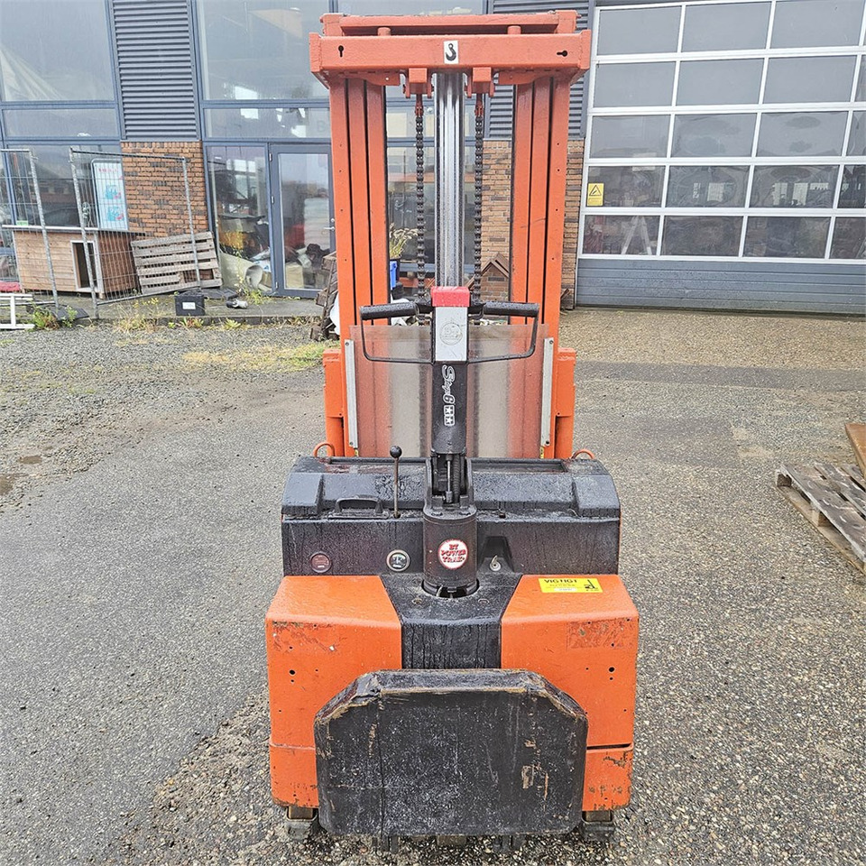 BT LSF 1250E - Палетна количка: снимка 4 BT LSF 1250E - Палетна количка: снимка 4