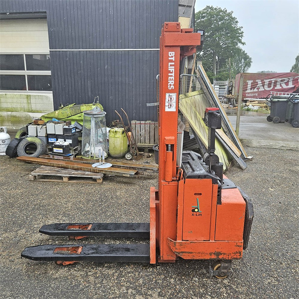 BT LSF 1250E - Палетна количка: снимка 3 BT LSF 1250E - Палетна количка: снимка 3