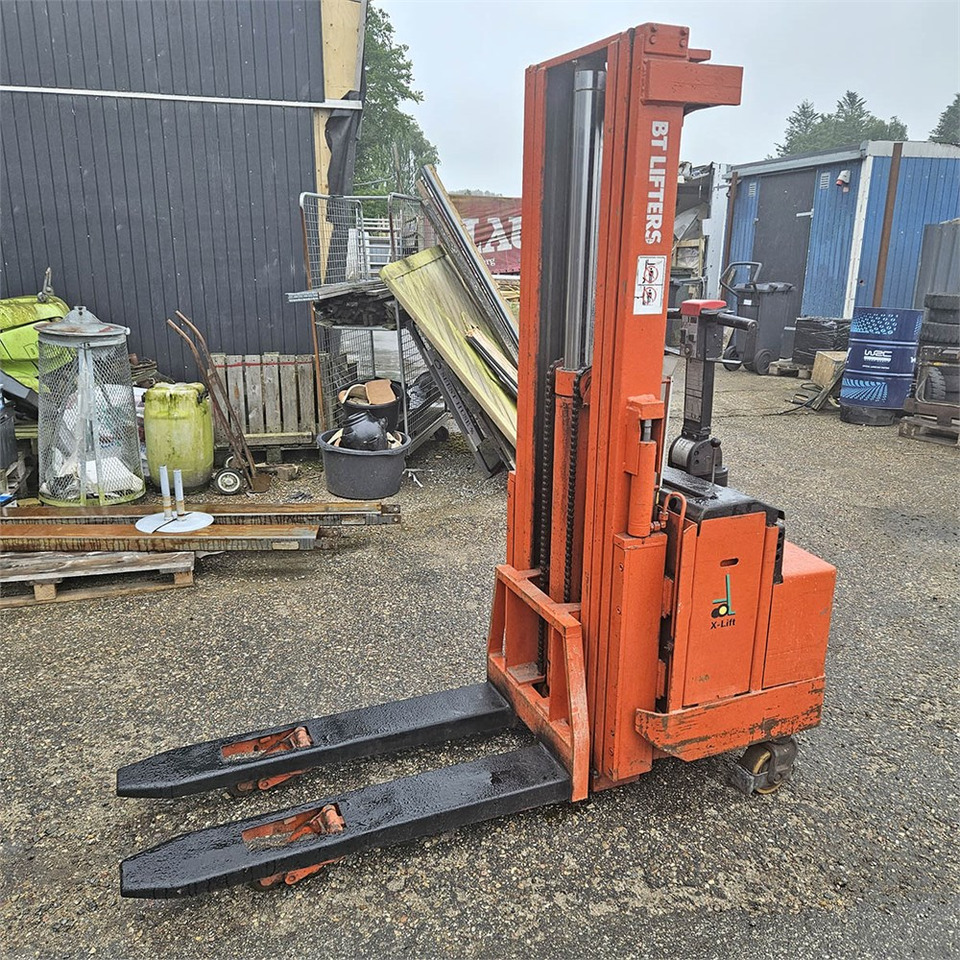 BT LSF 1250E - Палетна количка: снимка 2 BT LSF 1250E - Палетна количка: снимка 2