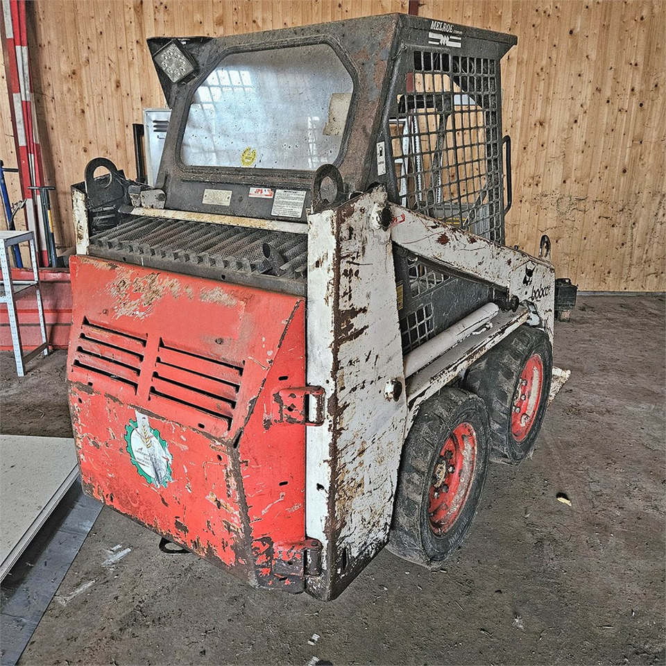 Bobcat 543 - Мини челен товарач: снимка 5 Bobcat 543 - Мини челен товарач: снимка 5