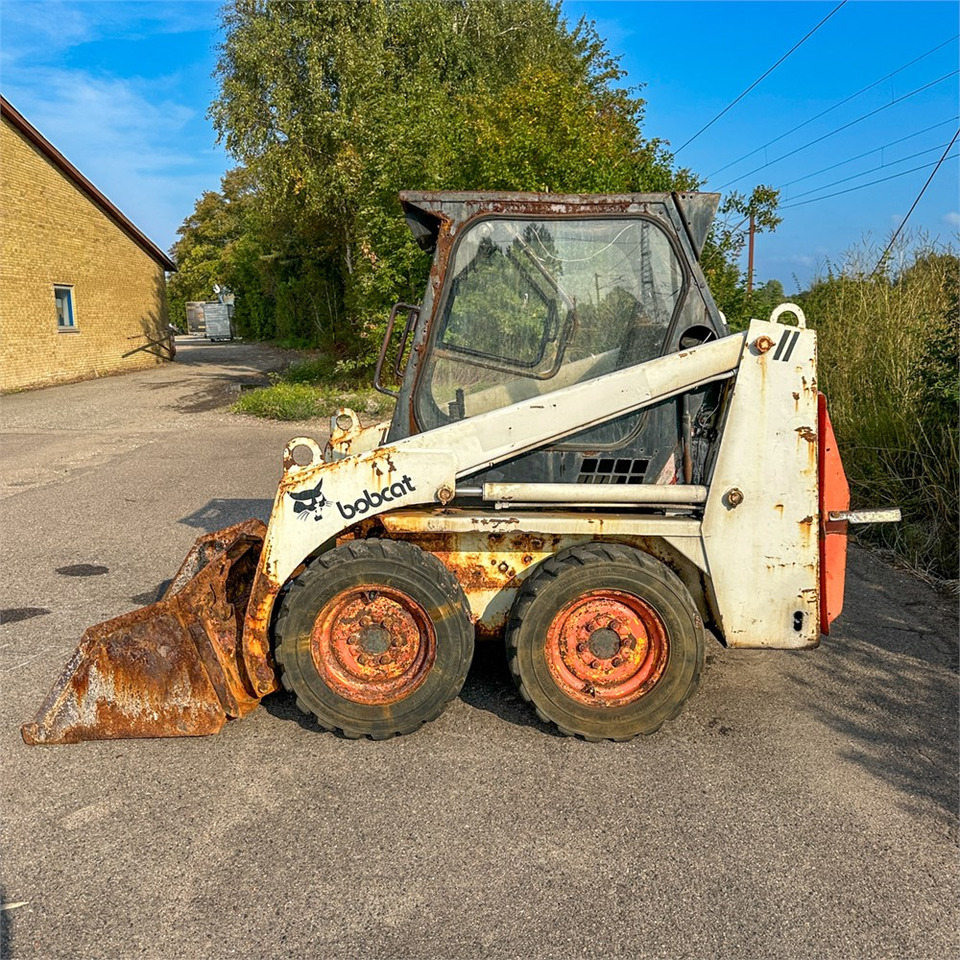 Bobcat 543 - Мини челен товарач: снимка 2 Bobcat 543 - Мини челен товарач: снимка 2