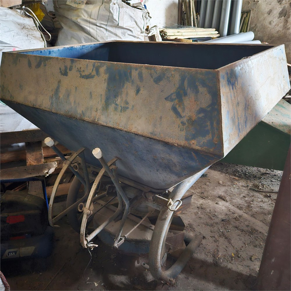 Bogballe B-700 - Машина за торене: снимка 4 Bogballe B-700 - Машина за торене: снимка 4